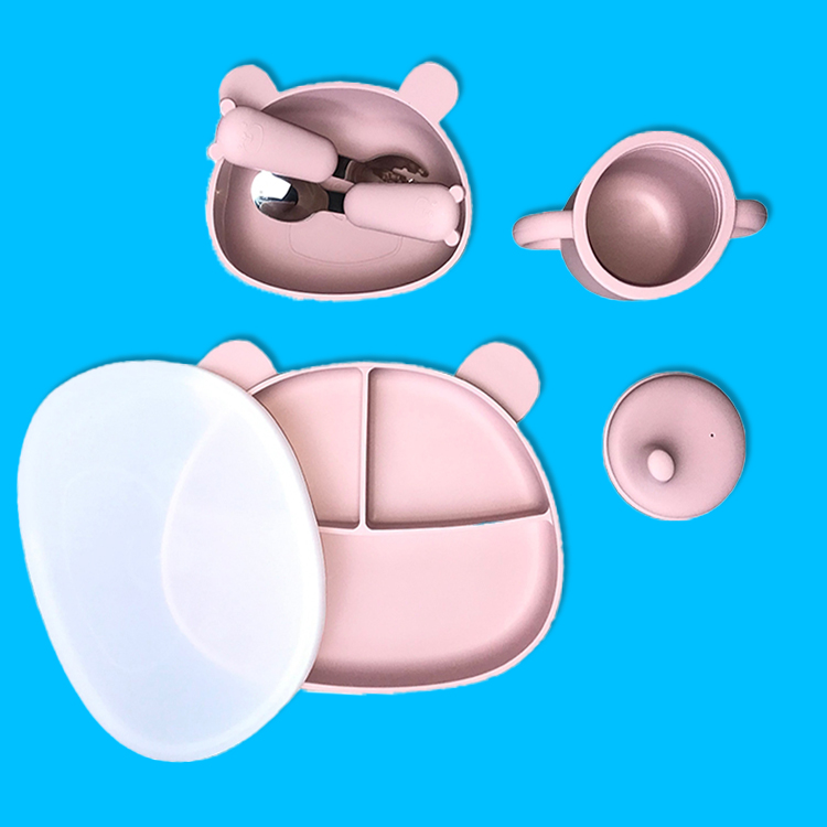 Bear Shape Silicone Baby Feeding Set 6Pcs BPA Free Suction Bowl With Lid