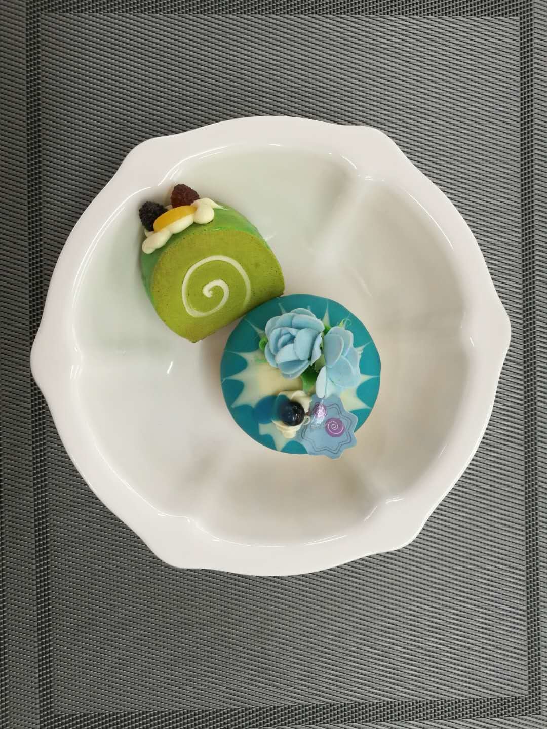 Flower Petal Brim Dessert Bowl Pure White Melamine Dinnerware Dia.19cm