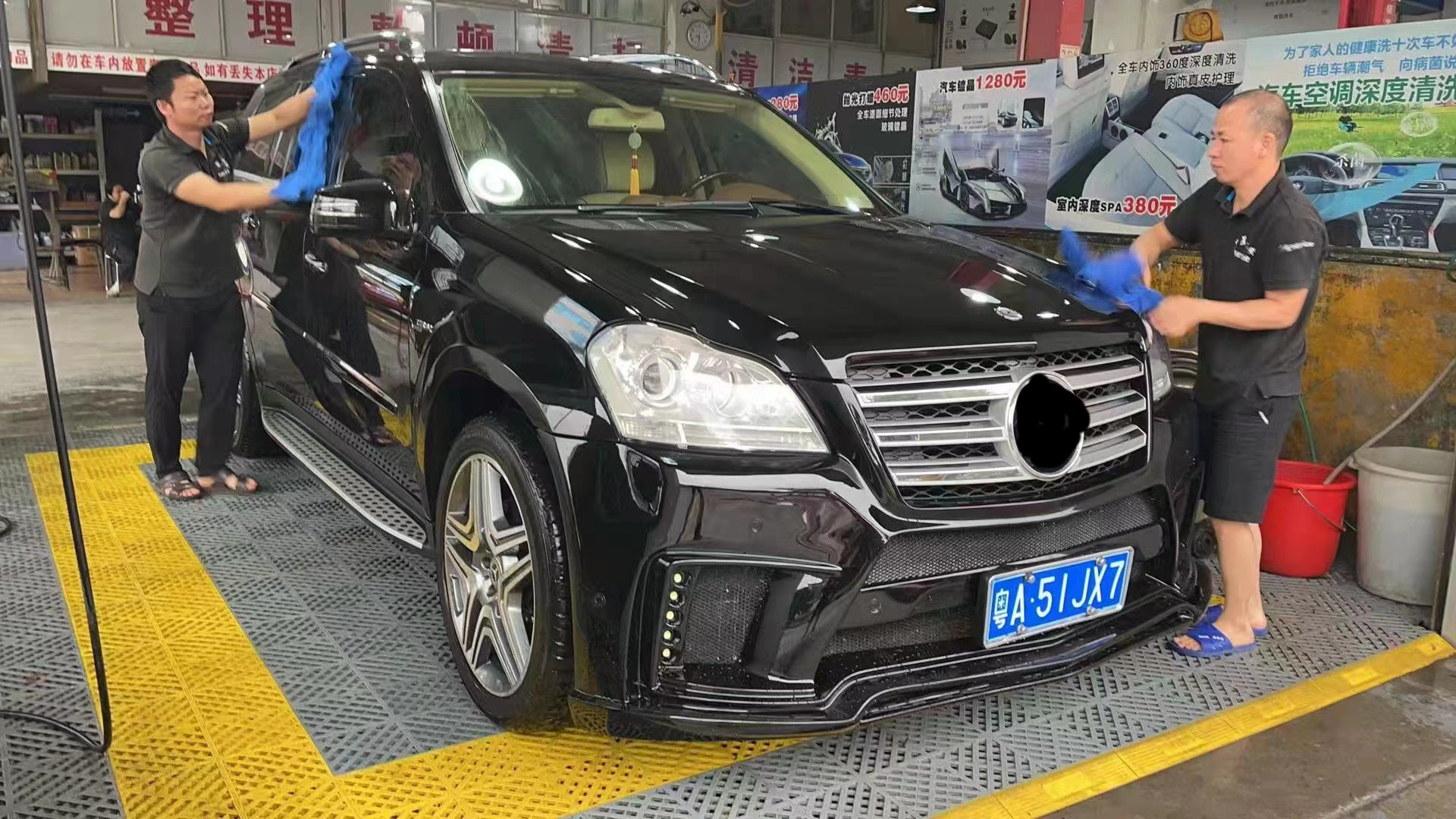 WALD Style Body Kit for Mercedes-benz X164 GL450 GL500 GL550 GL63 Body Kit Front Bumper