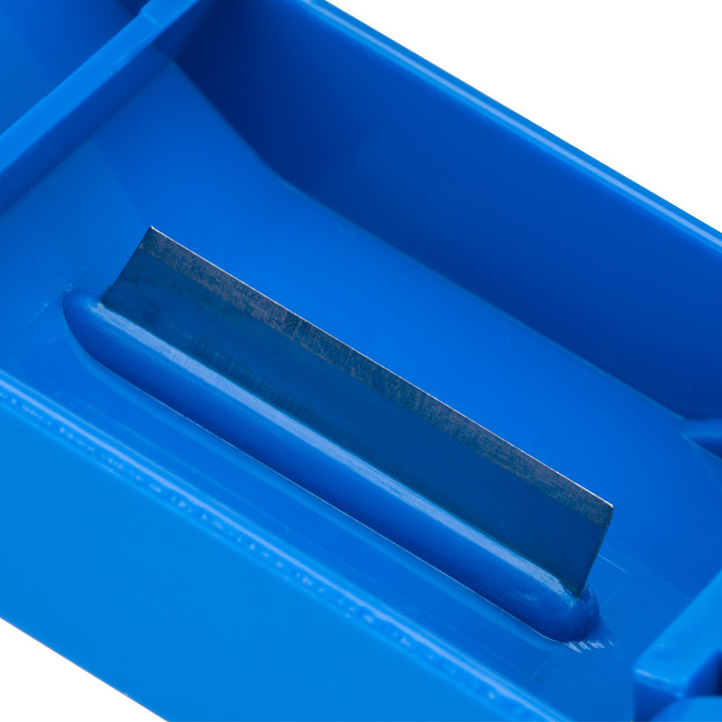 Blue PP Portable Pill Cutter For Small Large Pills Crusher Splitter With Dispenser