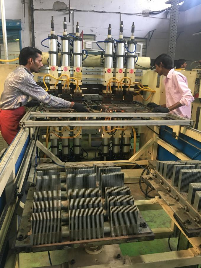 Condenser Refrigerator Bundy Tube Wire Welding Machine Wire Mesh Manufacturing