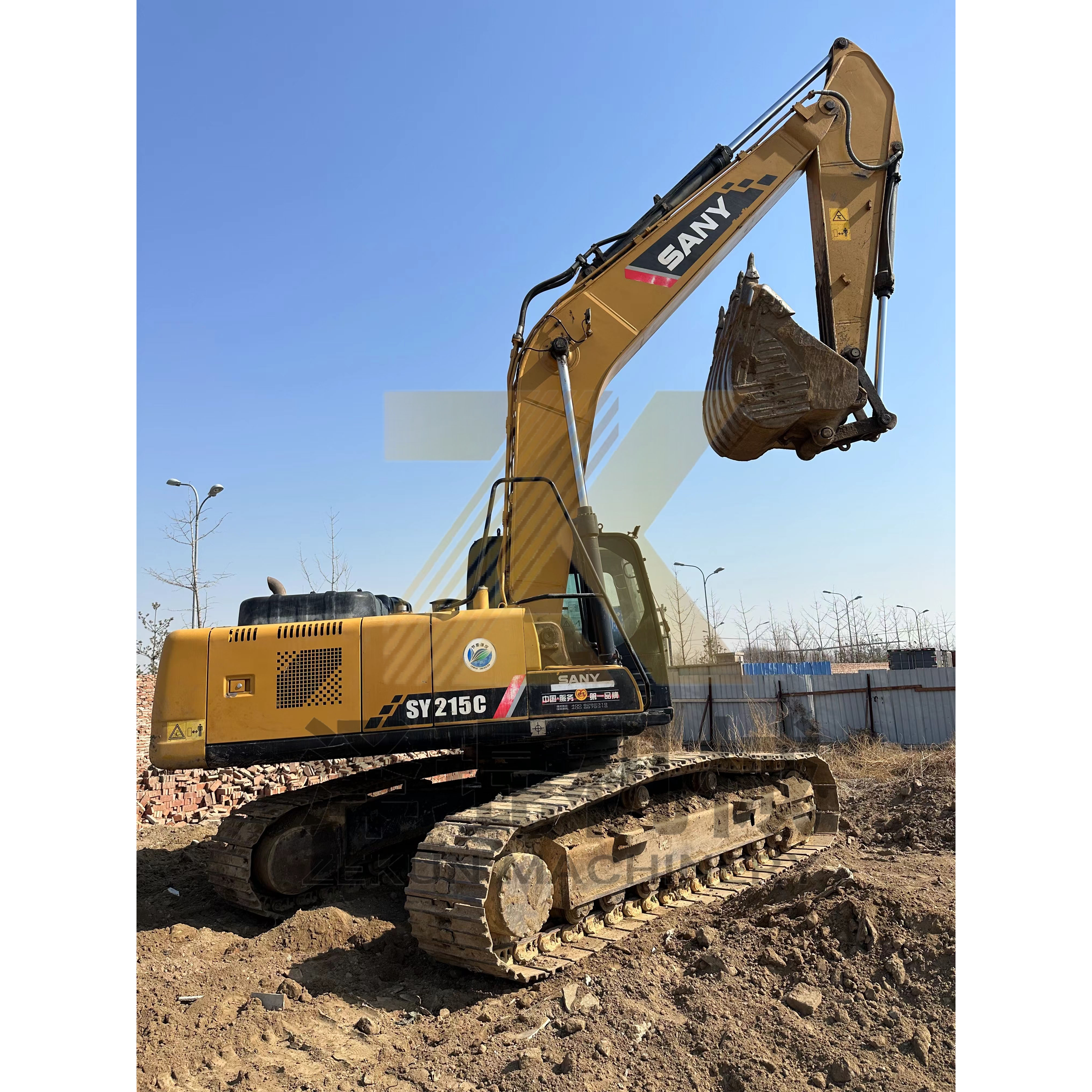 Low Hour Sany SY215C Excavator with 1.1m³ Bucket Capacity