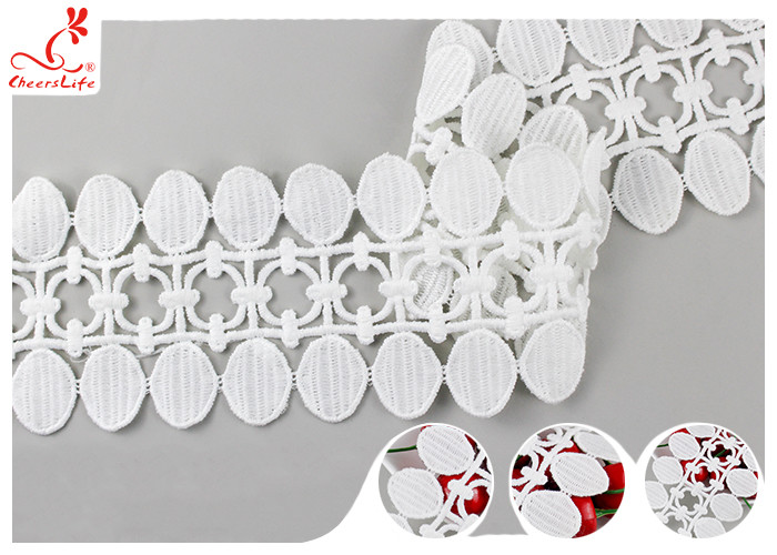 Polyester Embroidered Guipure Water Soluble Lace / Pom Pom Lace Edging