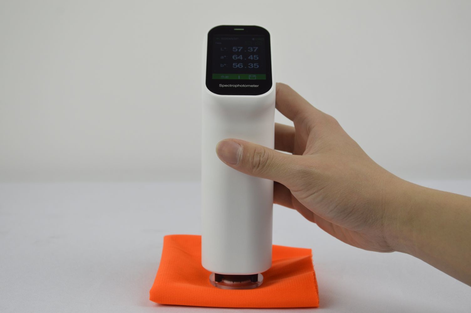 Ips Full Color Screen 2.4 Inches Degree Portable Spectrophotometer CS-520 D/8 UV 400 - 700nm