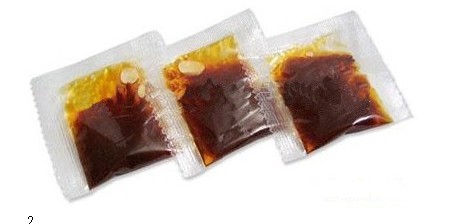 40 Bags/min Shampoo Sachet Filling Machine Instant Noodle Seasoning Oil Pouch Packing Machine
