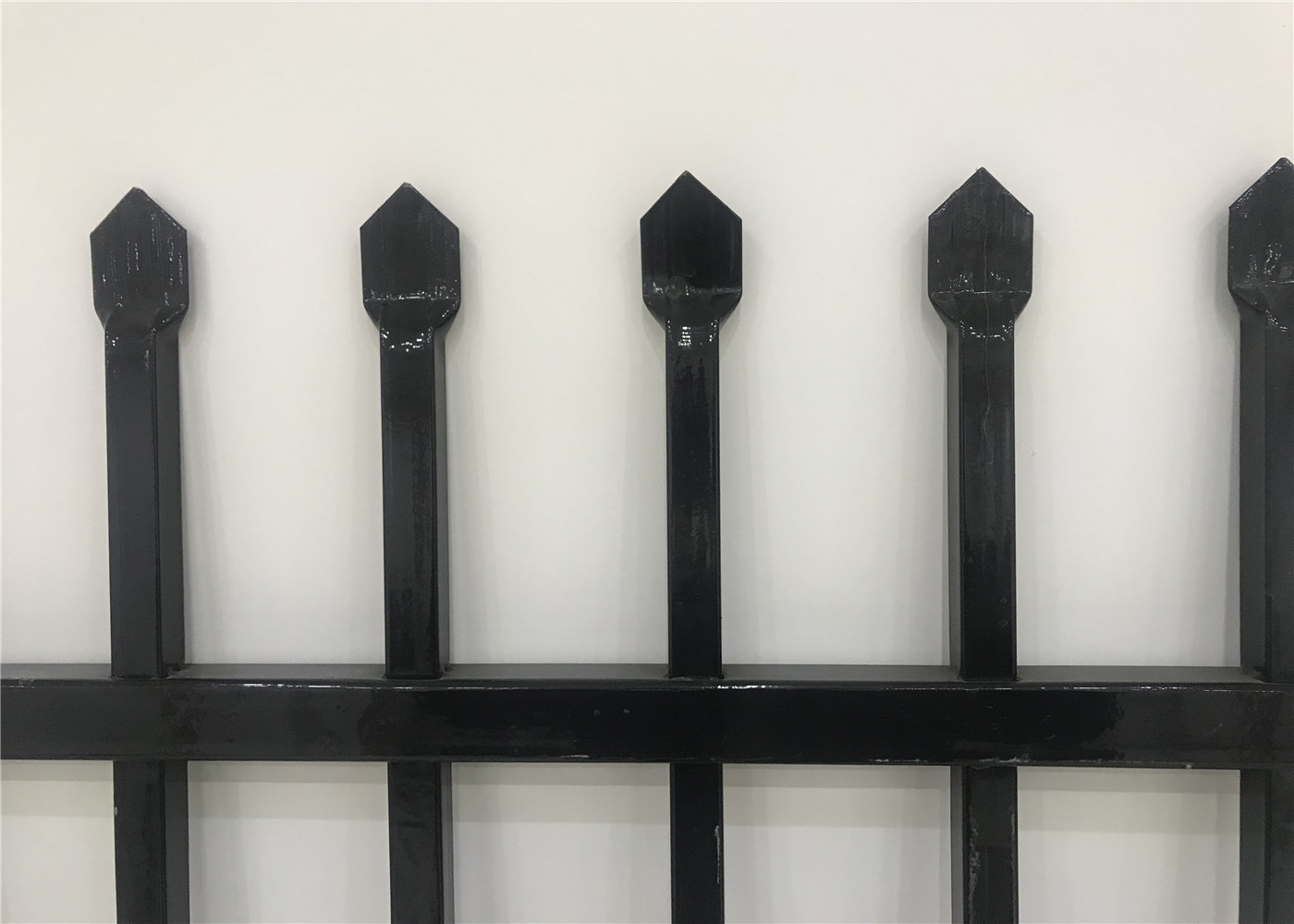 crimped spear tubular picket fencing panels