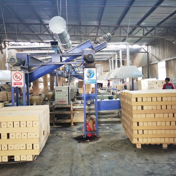 Uniform Size Moulded Wood Shavings Pallet Block Machine