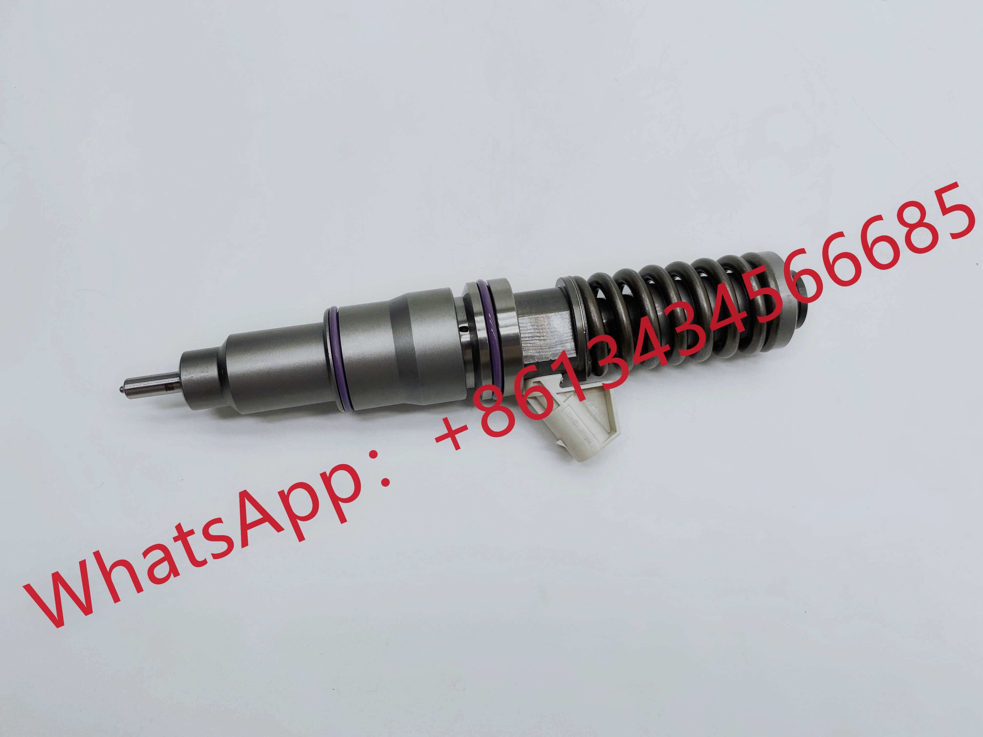 Excavator Fuel Injector Nozzle VOE20440388 85000071 3803654 3801437 EC360B EC330B