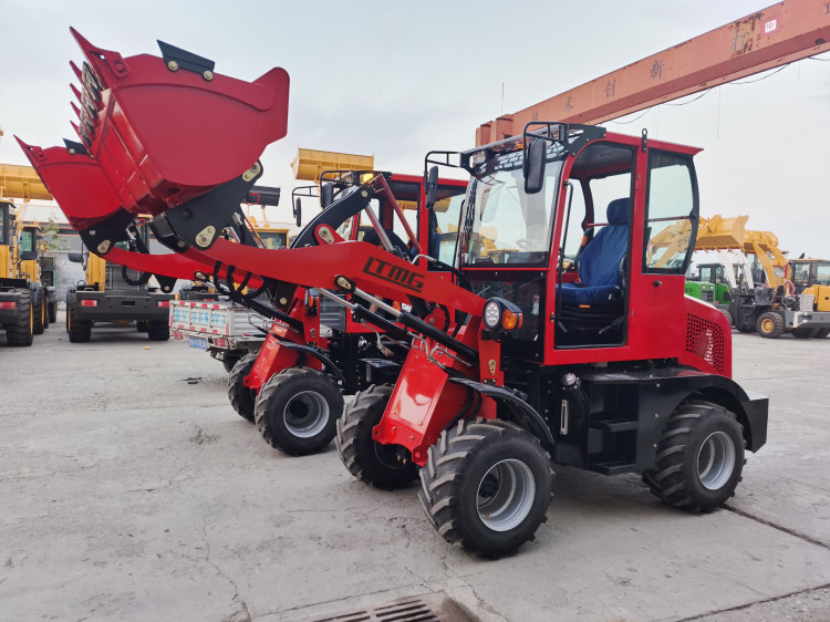 Multi-attachment 0.8 ton compact articulated front bucket wheel loader