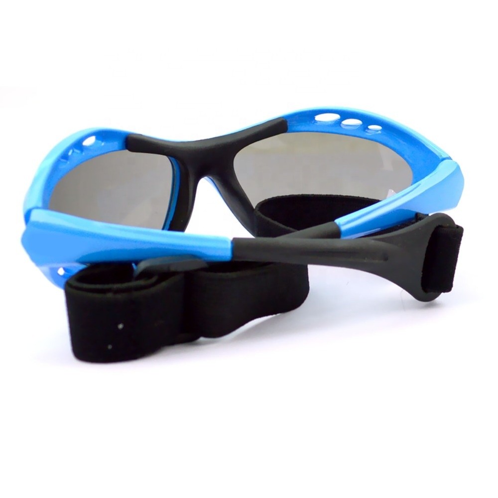 Durable Watersports Sunglasses Polycarbonate Lens Material Mega Ventilation