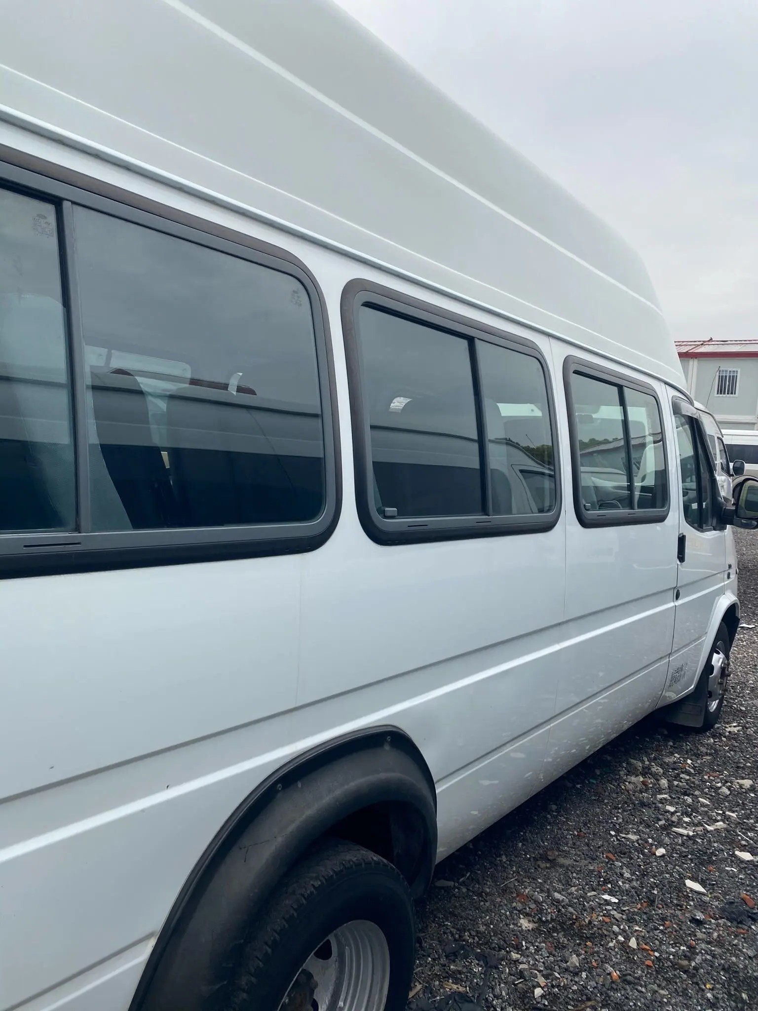 Used Mini Bus EURO IV 17 Seats High Roof Front Engine 6 Meters Sliding Window Second Hand Ford Tansit JX6600