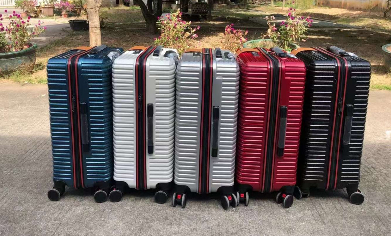 High Quality Hard Case Zipper Luggage set For Outdoor Tourism
