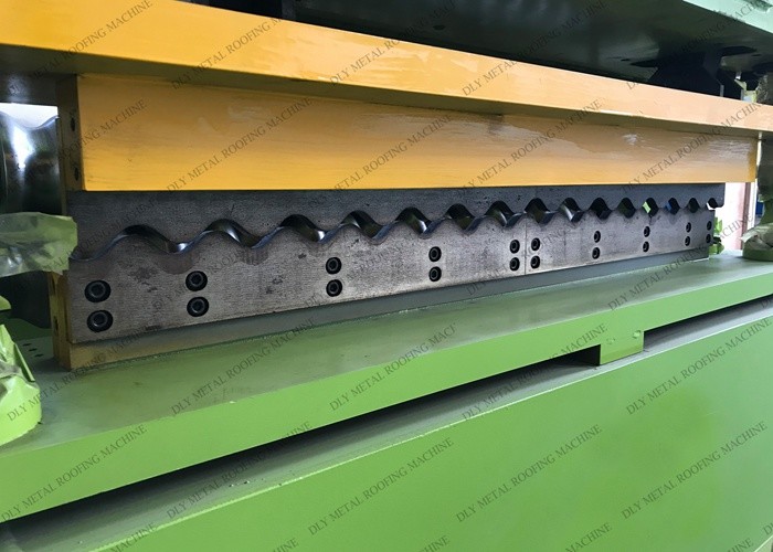 Cr12 Corrugated Roll Making Machine Sinus Iron Roof Sheet Making Machine