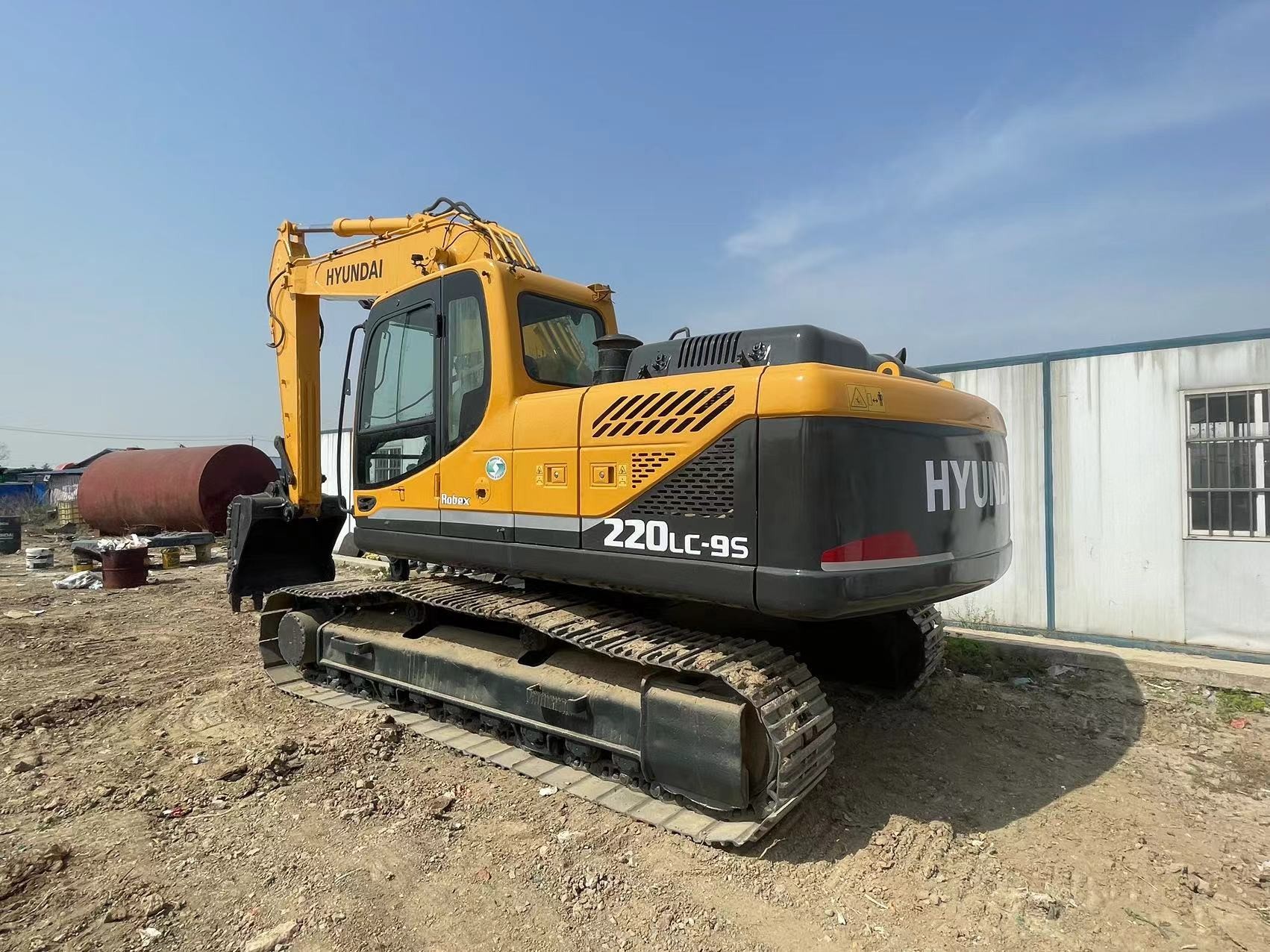 Korean 22ton Used Hyundai Excavators 220 Heavy Hydraulic Backhoe Original