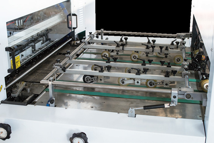 Speed 7500s/H Automatic Hot Foil Stamping Machine Stamping Embossing
