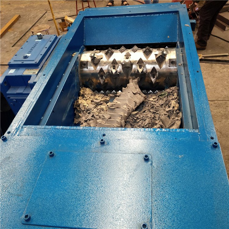 500kg/h Single Shaft Shredder for Recycling Waste Plastic in Building Material Shops