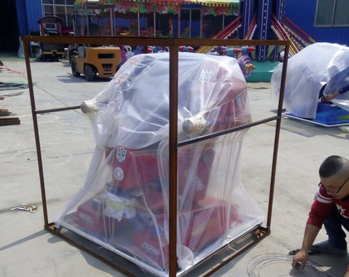 Battery Walking Robot Rides , Coin Operated Kiddie Ride With Music Play Function
