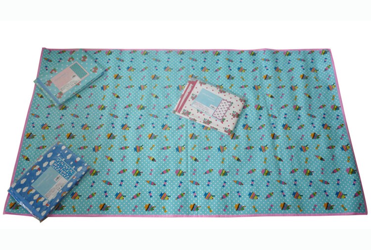 OEM Custom Printed picnic camping plastic straw mats/foldable picnic blanket