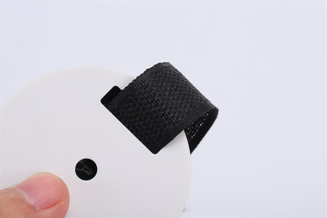 easy dress Sewing Pin Cushion Kit emergency Adjustable Wrist Strap Fit All Wrist Sizes Round Plastic Base Needle Holder