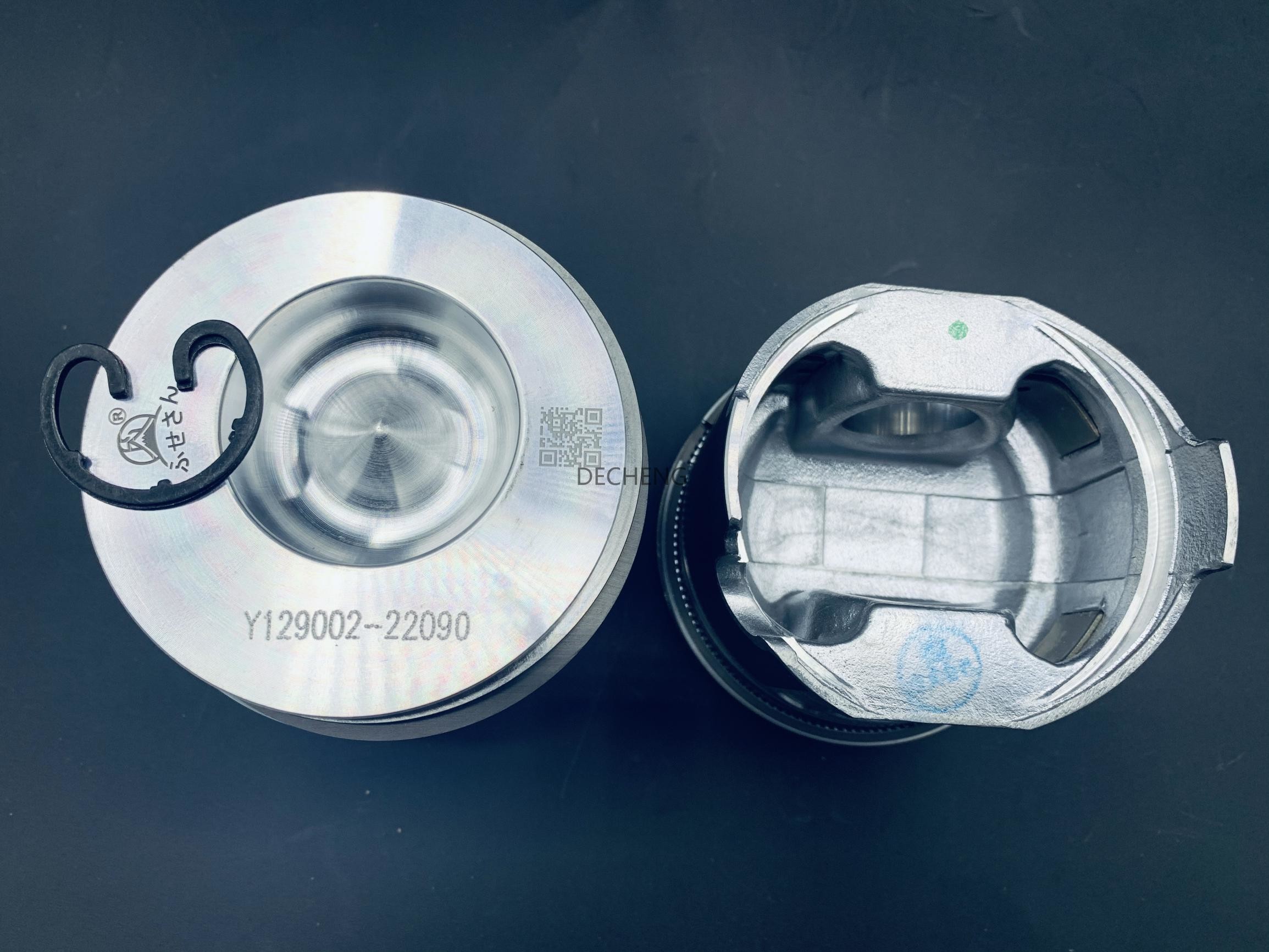 84mm Yanmar Diesel Engine Parts 4D84-3 Y129002-22090 45mm Hydraulic Piston