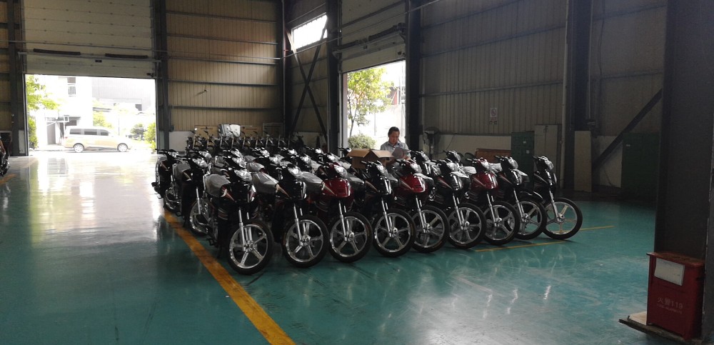 cheap automatic china chinese motorcycle 150cc brands for sale street bike