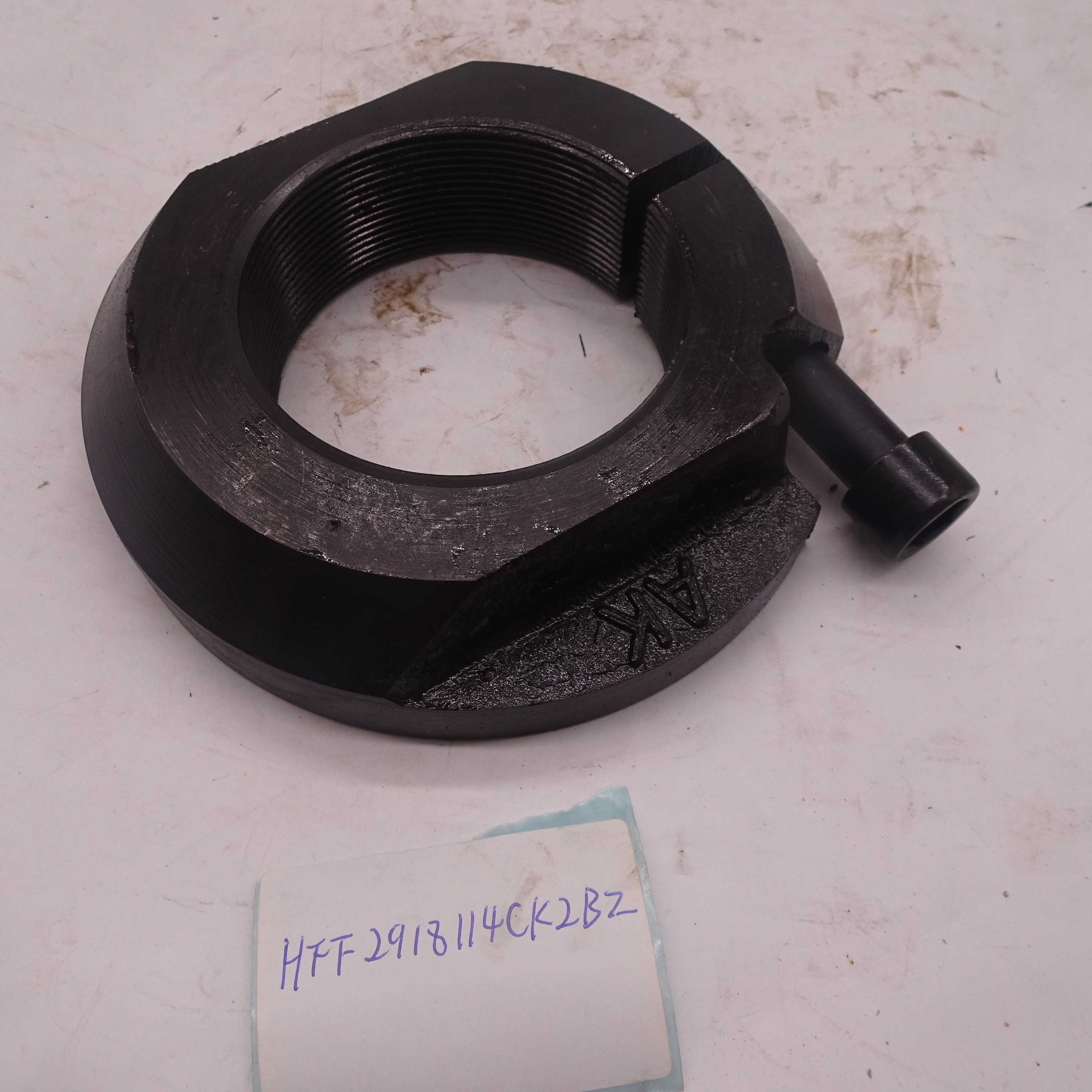 Sinotruk Shaanxi Steam Ankai Bridge balance shaft cap (lock nut) HFF2918114CK2BZ