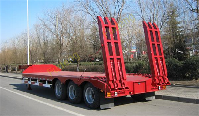 Gooseneck semi lowbed trailer for sale 50 ton excavator transportation
