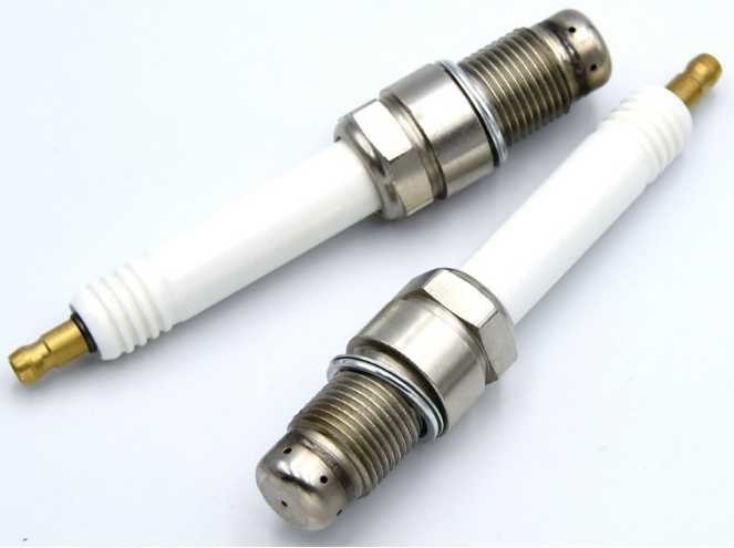 Replacement Generator Spark Plug MTU X52404500027 MTU X52404500039 MTU X52404500049