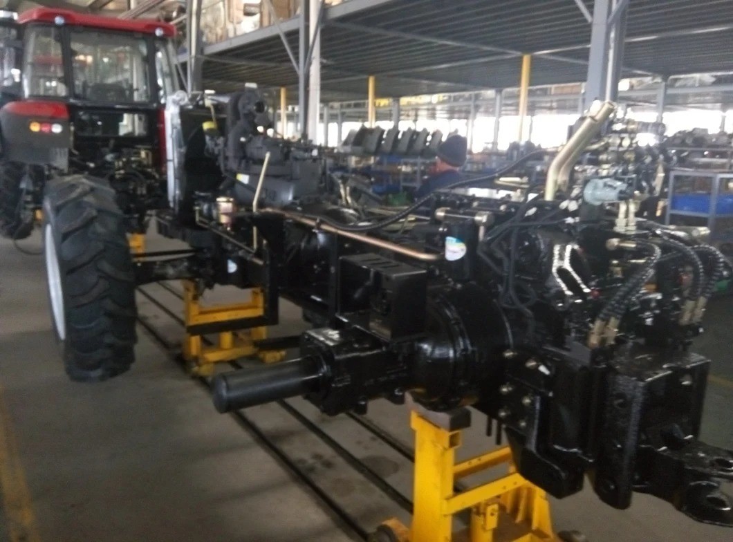 130HP Agricultural Farm Tractor Euro III Engine Water Cooling Tractor