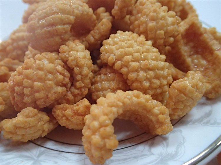 Squid Rolls Healthy Grain Snacks fluffy Crispy Rice Crackers