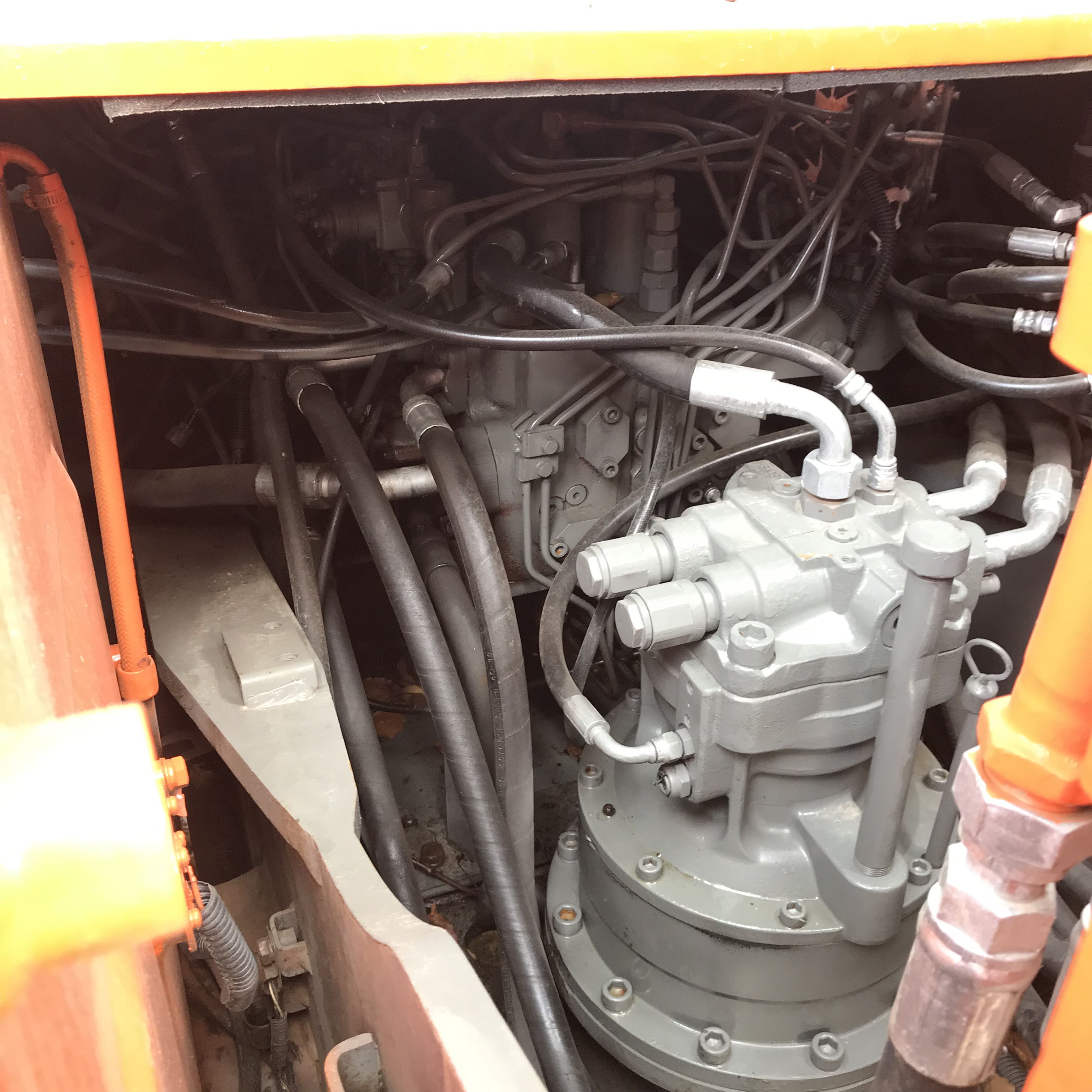 20 Ton Japan Original Hitachi ZX200 Excavator With 860 Working Hours In Good Condition