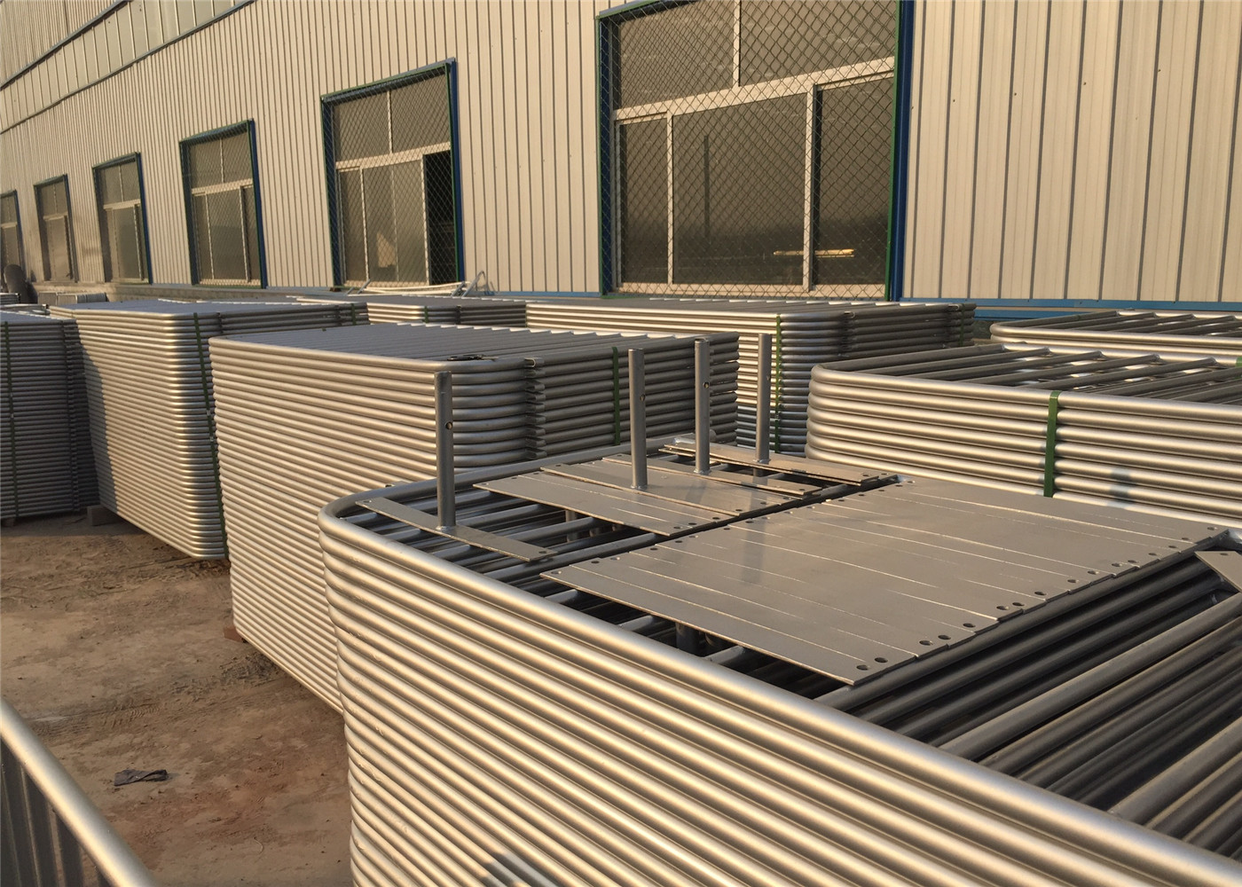 Crowd Control Barriers Hot Dipped Galvanized Portable Fence for Crowd Control