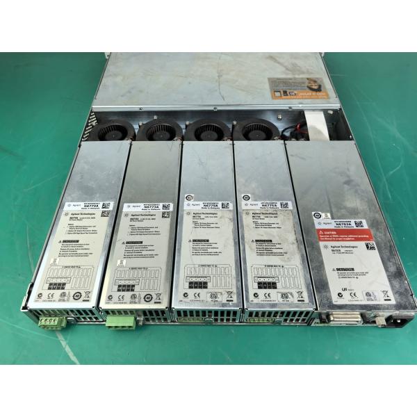 1200 W 4 Slot Modular Power System Mainframe Agilent N6702A