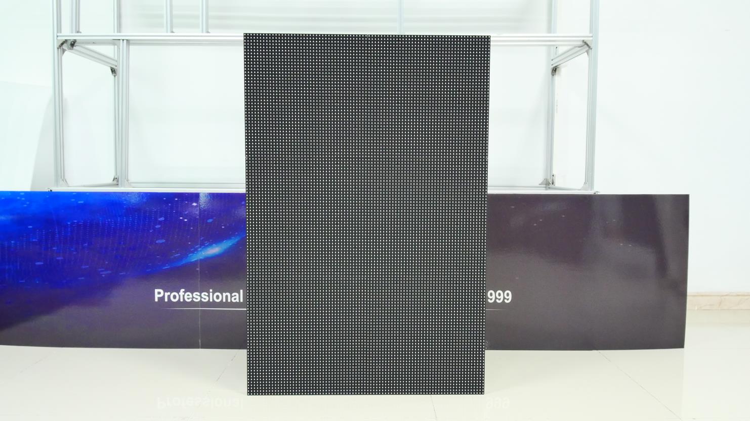 High Transparency Taxi Car Transparent LED Display Screen V140° View Angle Slim And Light