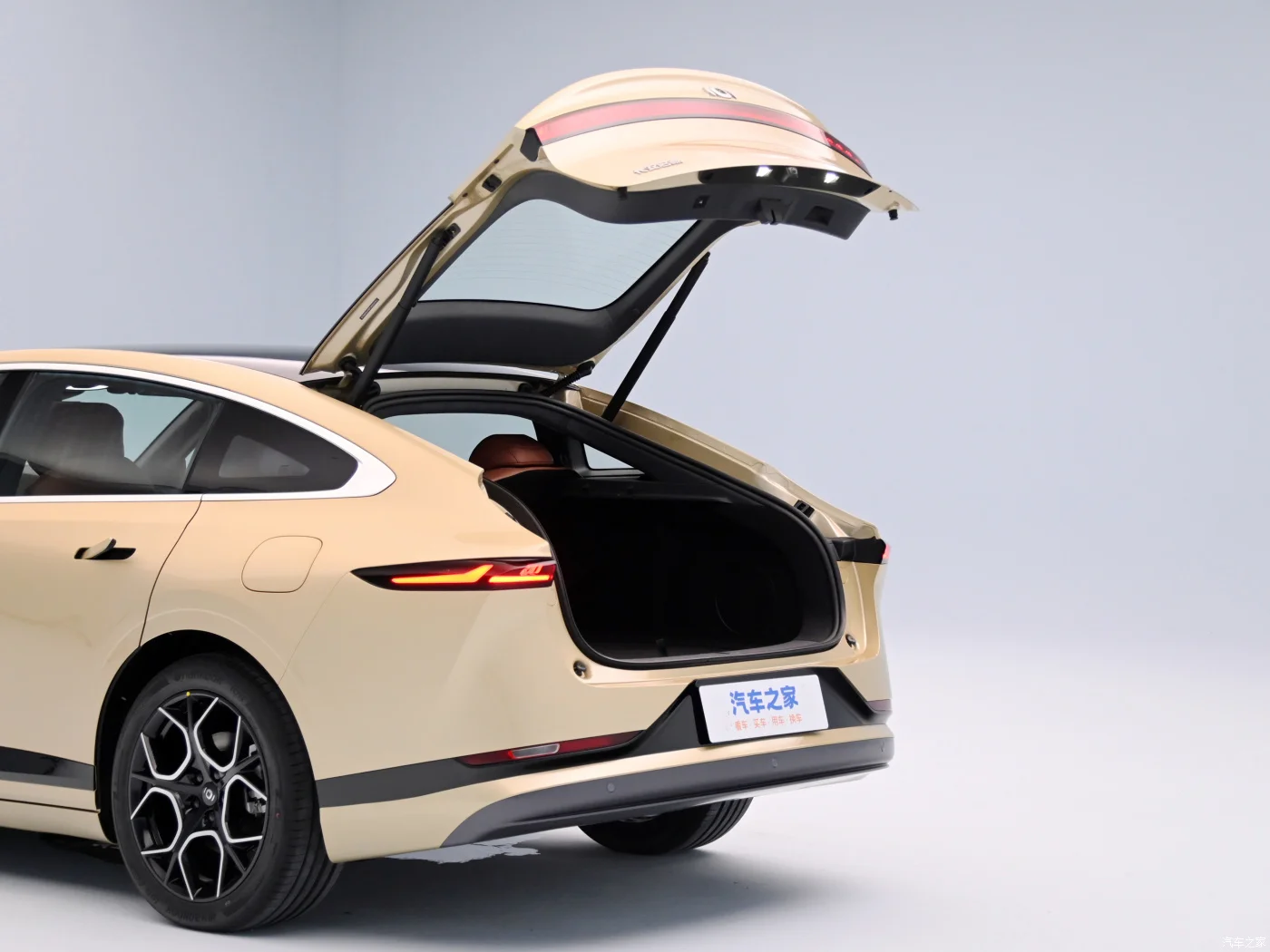 2023 Changan Qiyuan Origin A07 PHEV 200km Air Pro Max ER EV Hybrid with Ternary Lithium Battery and 515km Range in Model