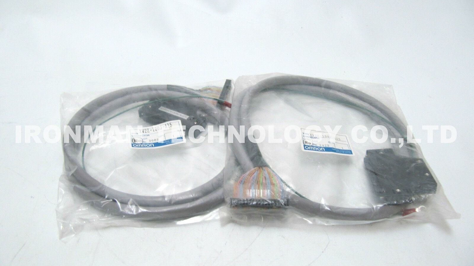 XW2Z-100J-A15 Omron Servo Relay Unit Cable PLC CABLE CE Certification