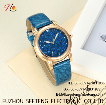 Wholesale Delicate Dial PUStrap Ladies Wrist Watch Fashion Watch quartz watch AlloyCase Multicolor strap twinkling dial