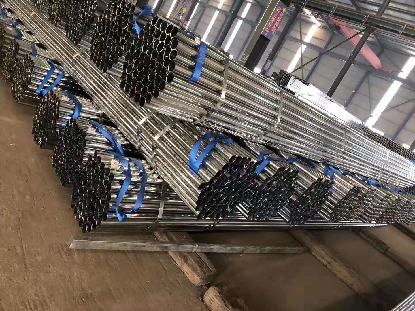 Small Diameter Bright Annealed Tube , Q195 / Q235 Polished Steel Pipe