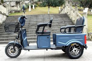 China Blue color 60v32Ah battery 2 person capacity three wheel electric scooter with seat on sale