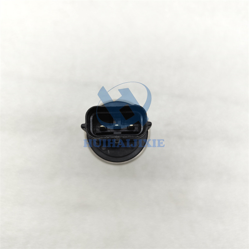 Oil Pressure Sensor Pressure Switch KM15-P04 KM15P04 for SH200 SH200 SH210 SH240 SH250 Low Pressure Sensor