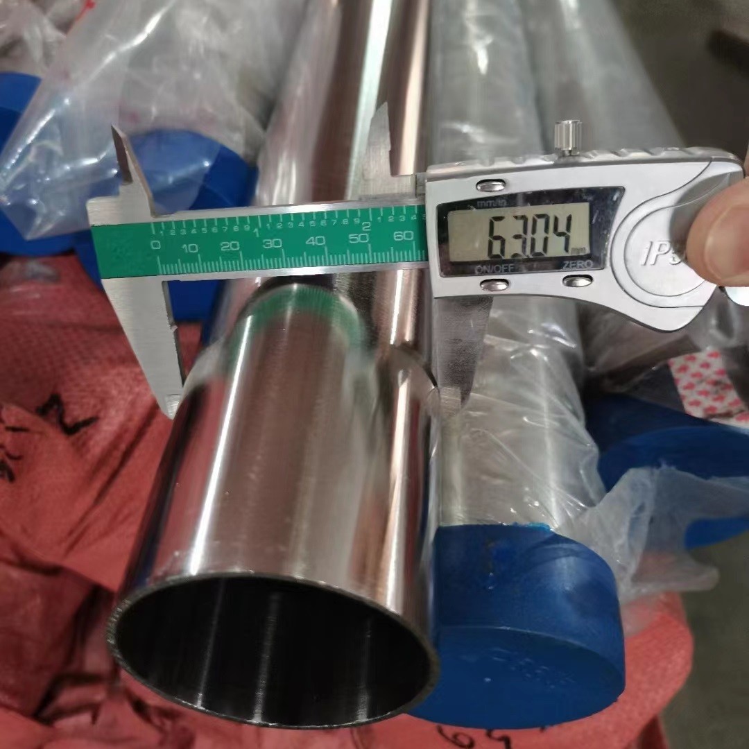 Construction Stainless Steel Pipe with Polished Finish GB ASTM EN DIN Standard