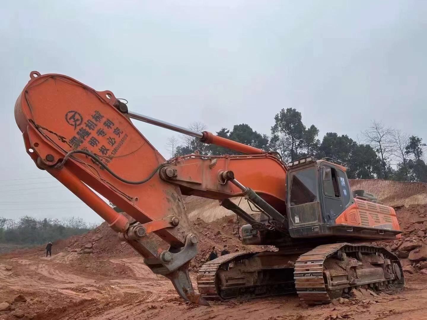 2001-4000 Working Hours Doosan DX500 Excavator in Korea and Ultra Large Size Used
