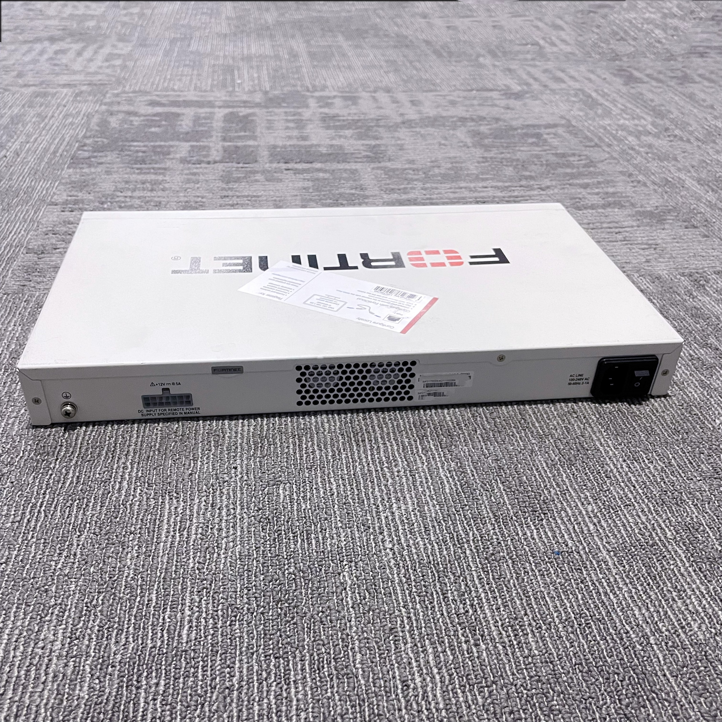 7.4Gbps Throughput FORTIGATE-100E Threat Protection FC-10-FG1HE-950-02-12