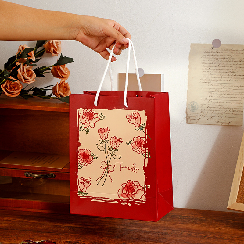 Luxury Handheld Custom Printed Kraft Paper Bags Painted Rose Flowers