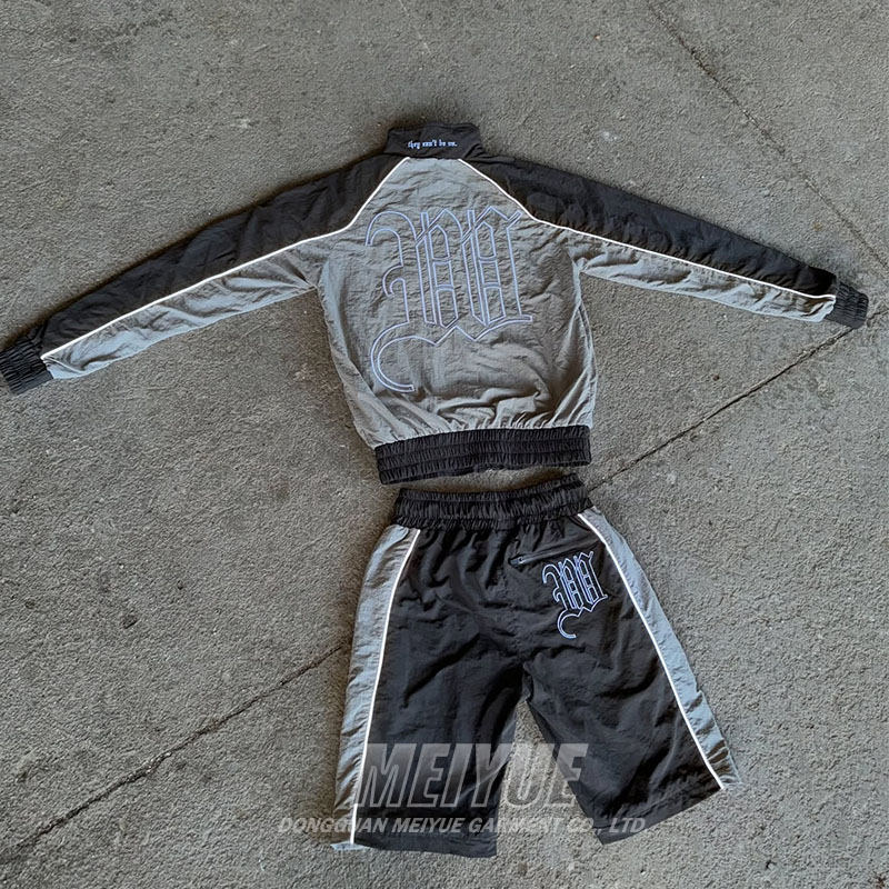 Custom Nylon 3m Reflective Mens Windbreaker Tight Elastic Waist Windproof Shorts Jackets and Short Sets Tracksuit Short Set