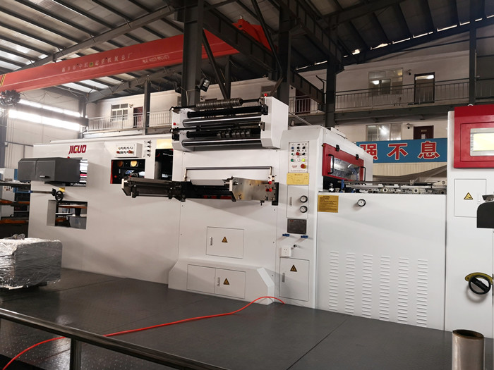 Large Format Automatic Hot Foil Stamping Machine Packaging Exquisite Gift Box Foil Stamping Machine