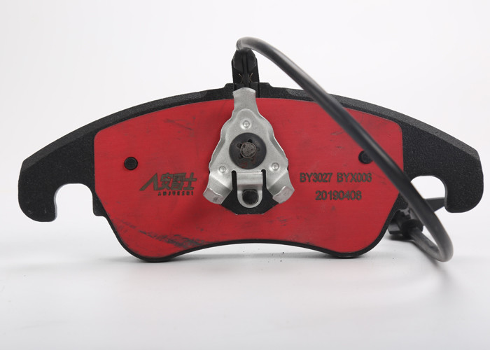 Black Ceramic Brake Pads Low Disc Damage No Noise Emark Certificated
