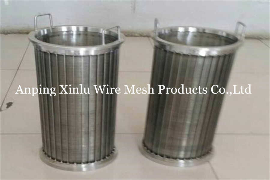 Cylindrical Ss304 Wedge Wire Screen Pipe Welded Inside Outside Basket