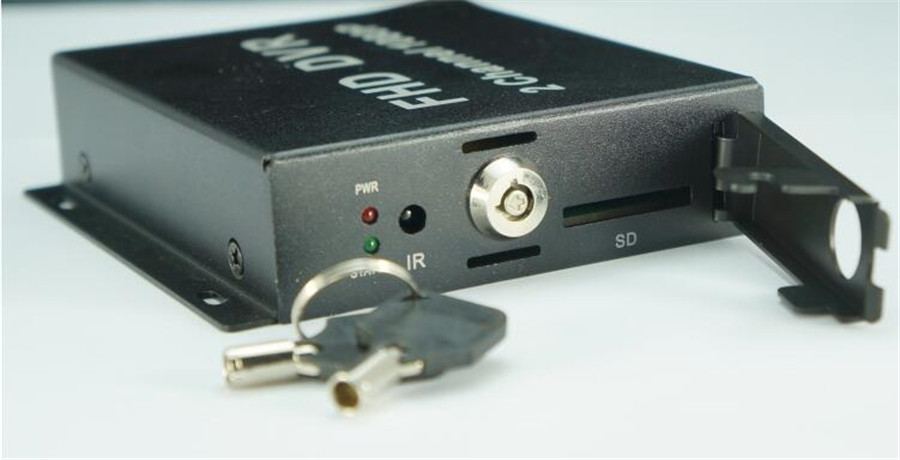 2-Channel-mini-car-dvr