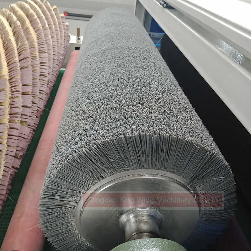 Surface carbonized wood board wire brush drawing machine